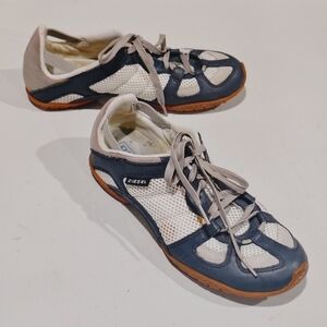 Diesel Hunter, Blue and White Mesh Leather Upper Rubber Soles Sneakers Size 9.5